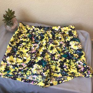 H & M Floral Shorts with Pockets S Yellow Viscose